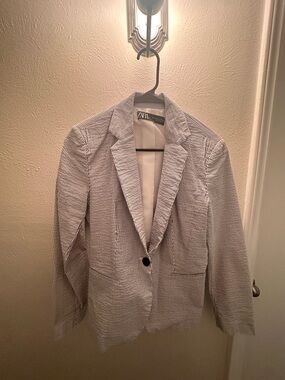 ZARA Light Blue & White Seersucker Single-Button Blazer